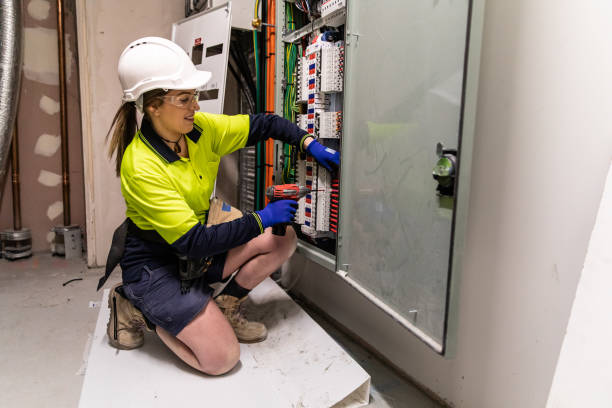 Best Local Electrician Companies  in Hapeville, GA
