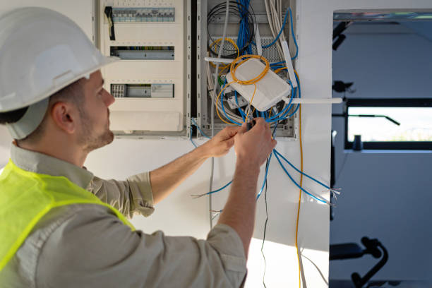 Best Circuit Breaker Repair  in Hapeville, GA